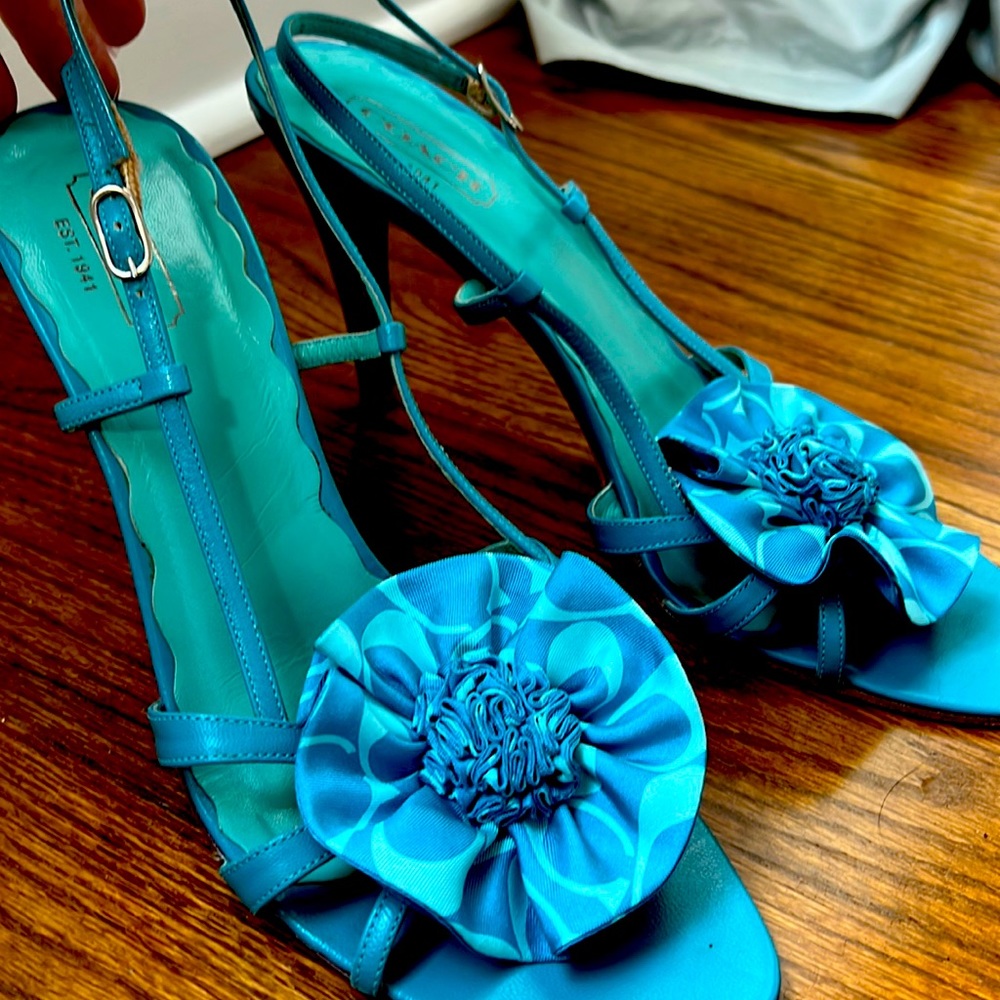 Coach heels size 11